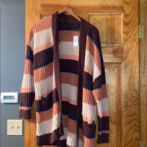 American eagle sweater cardigan